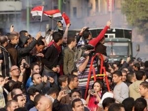 Egyptian military delivers ultimatum to resolve the country’s impasse - ảnh 1